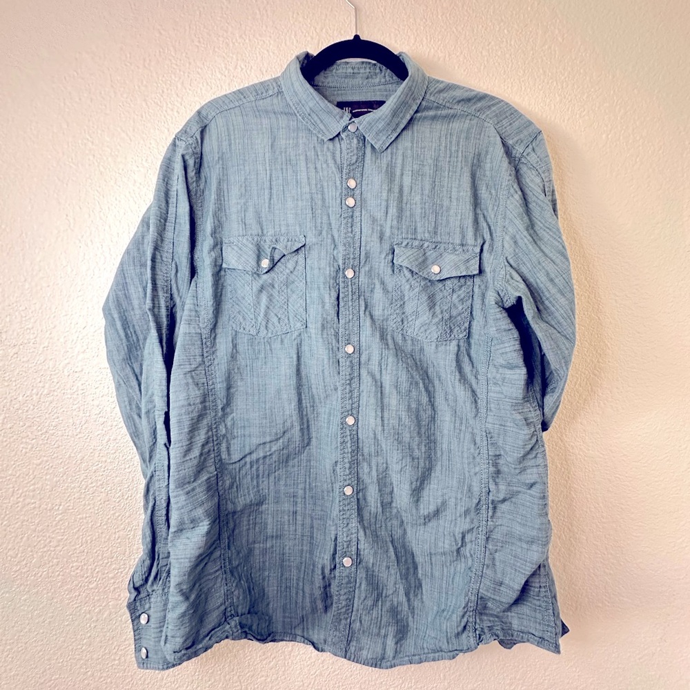 Button Down Longsleeve